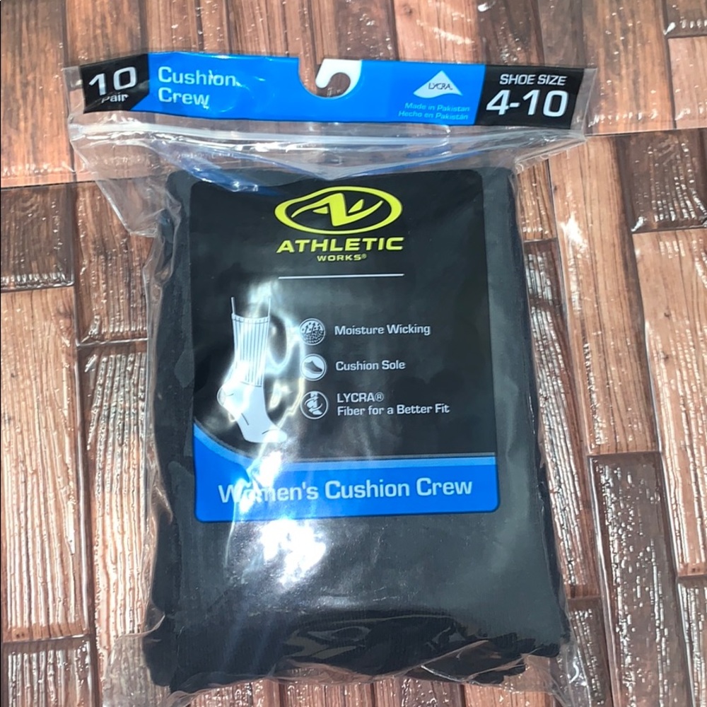 Athletic Works Women’s Cushion Crew Sock